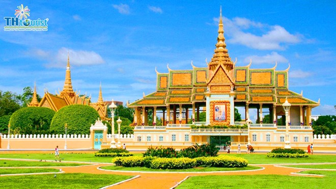 SIEM RIEP - PHNOM PENH