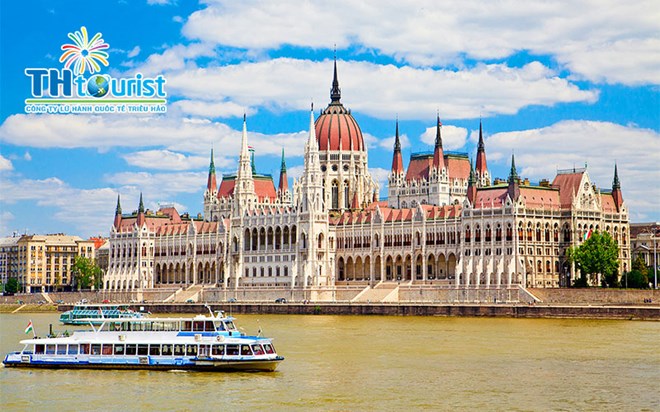 BUDAPEST – CITY TOUR