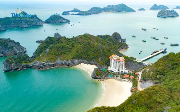 Tour du thuyền Vịnh Hạ Lan giá rẻ