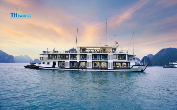 Du thuyền thuê riêng có đáng để trải nghiệm không?