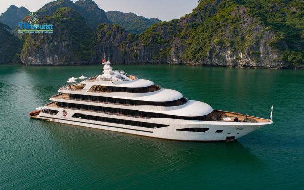 6 lý do tại sao nên đi du lịch Vịnh Lan Hạ