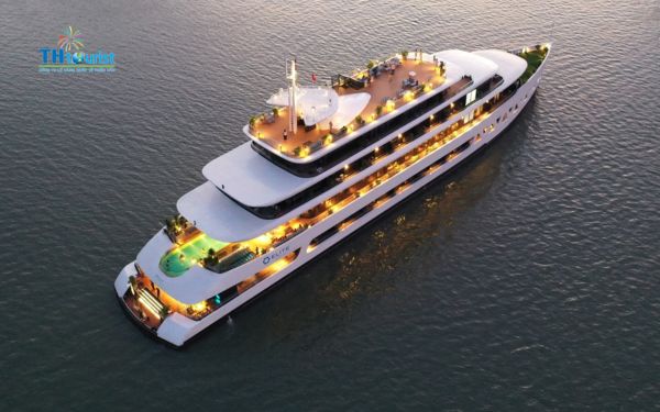 Du thuyền cao cấp 5 sao